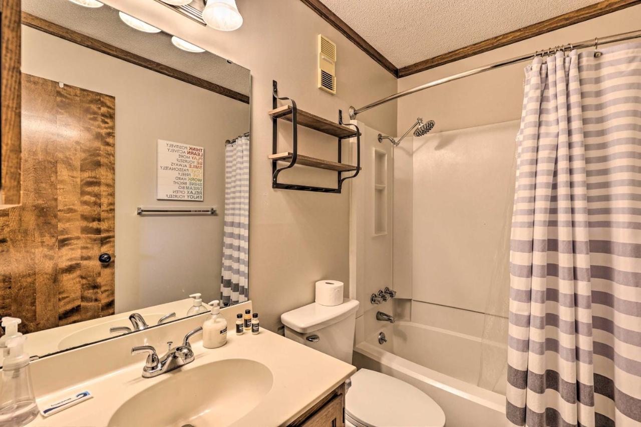 Beech Mountain Resort Condo With Pool Access And Views ภายนอก รูปภาพ